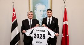 Beşiktaş Mustafa Hekimoğlu Ile Kontrat Uzatth