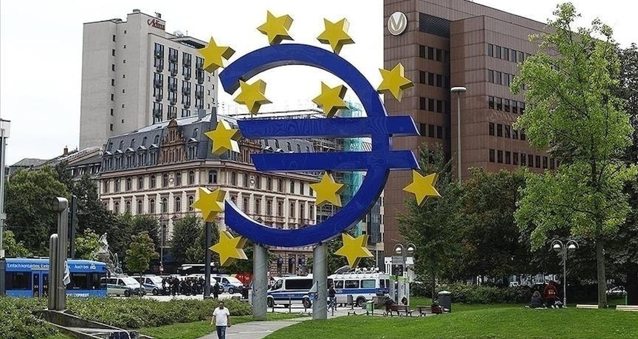 EURO BOLJI’NDE YATIRINER INANCI ŞUBATTA ARTTI