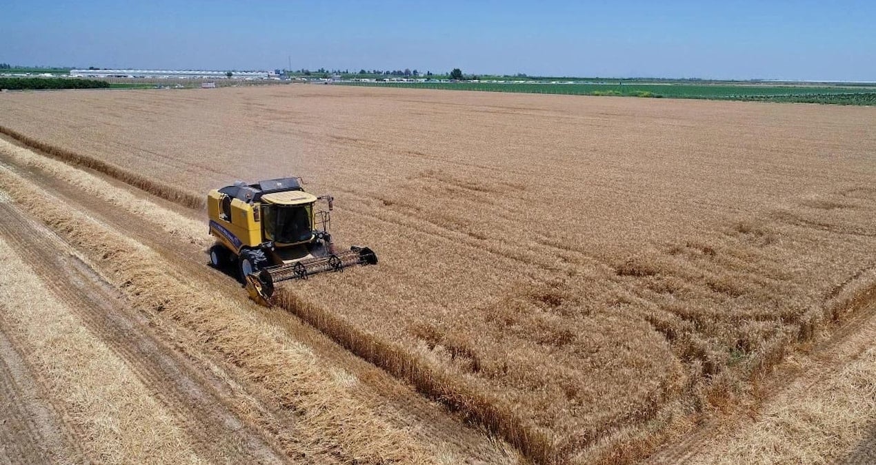 Hatay’da Depremzede Üreticilere Makine, Ekipman ve Gubre Dağhille