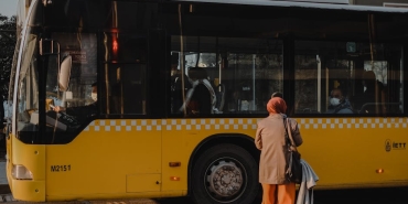 Tatil-Bitisi-Istanbul-Havalimanlarinda-Yogun-Yolcu-Akisi-featured